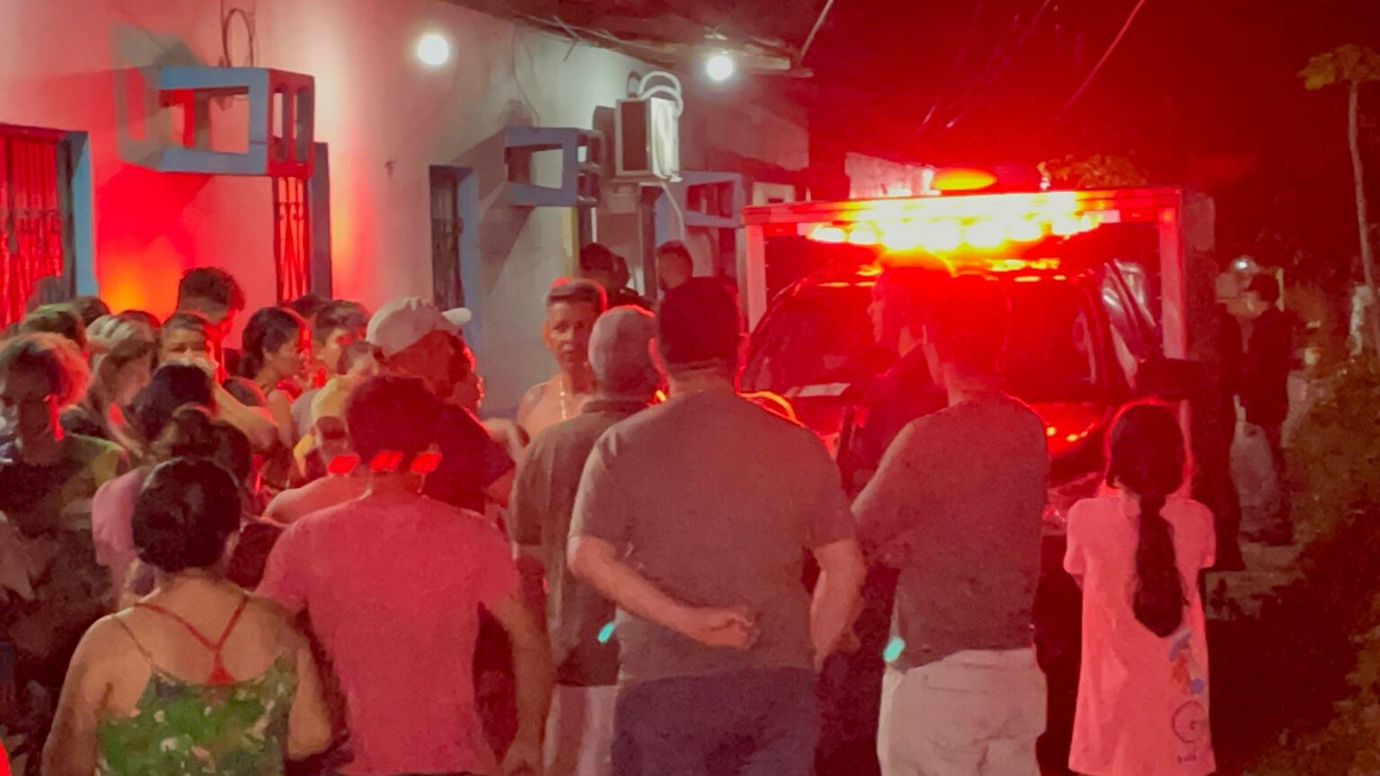 URGENTE: Briga entre marido e mulher termina em m0rte a facad4s na oeste da capital