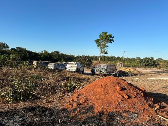 Dois PMs e militar do Exército são presos em tentativa de invasão de terra em fazenda em MT