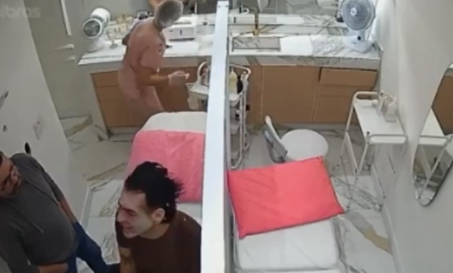 PEELING FATAL: Jovem morre durante procedimento estético feito por blogueira; Vídeo assustador