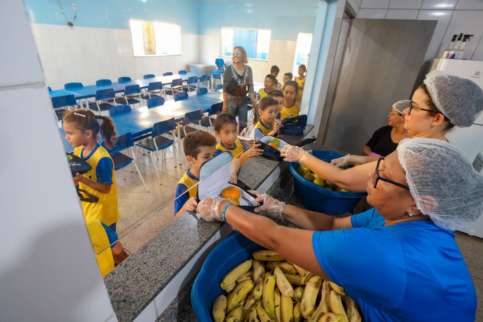LANCHE EXTRA: Ações da Prefeitura de Porto Velho incentivam alimentação saudável nas escolas