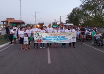 Caminhada celebra o Dia Nacional da Luta da Pessoa com Deficiência