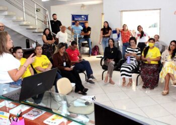SETEMBRO AMARELO: Servidores participam de encontro abordando a importância da saúde mental e prevenção do suicídio