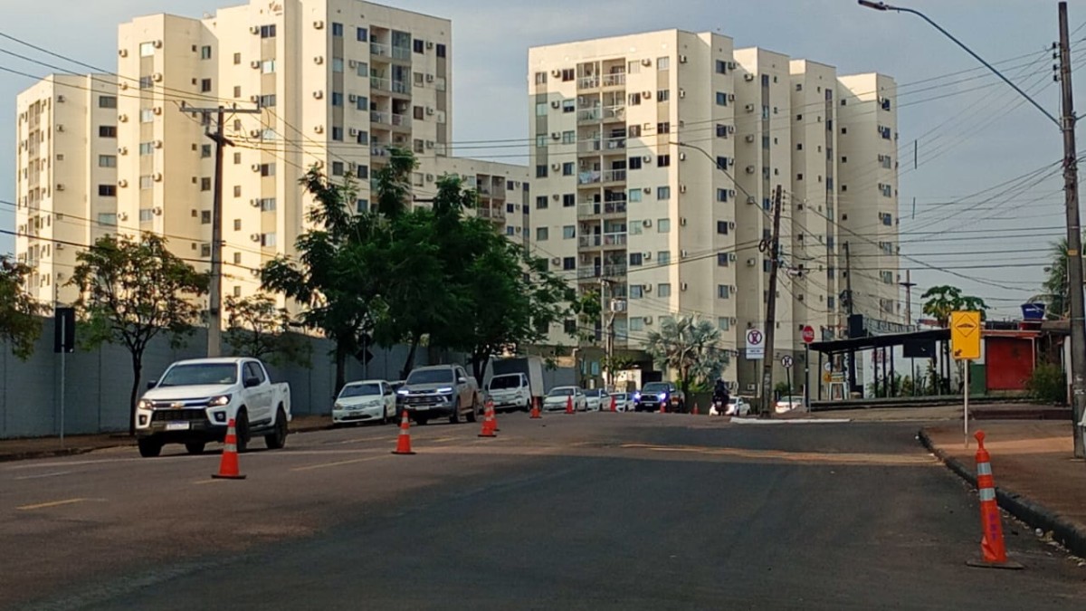 Prefeitura reforça atenção à nova sinalização em trecho da Avenida Anysio da Rocha