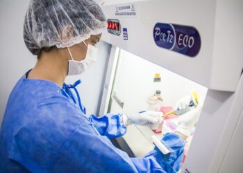 Edital do governo de RO oferece bolsas de até R$ 4,2 mil para pesquisas em saúde pública