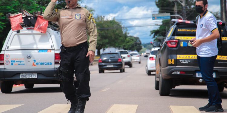 Prefeitura promove curso de atualização para agentes municipais durante a Semana Nacional do Trânsito