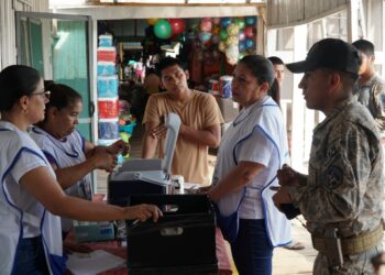 Vacinação Sem Fronteira reforça imunização em comunidades bolivianas e quilombola na fronteira de Costa Marques 
