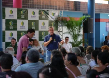 Mais de 260 famílias da zona Leste de Porto Velho recebem títulos definitivos após décadas de espera