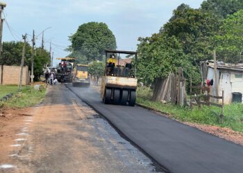 Rua Tijuca, no bairro São Francisco, recebe obras de recuperação e pavimentação