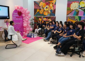 Governo de RO mobiliza alunos e reforça mensagem sobre cuidado com a saúde da mulher e a vacina HPV