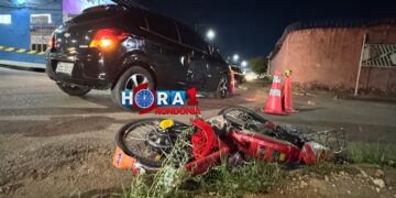 Grave acidente entre dois carros e bicicleta elétrica deixa uma pessoa ferida na zona Leste de Porto Velho