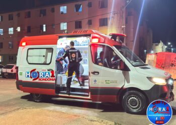 Adolescente de 15 anos marca encontro com novinha em residencial e acaba levando facadas de facção