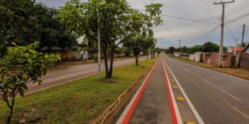 Construção de pista de caminhada na RO-010 reforça segurança e mobilidade em Mirante da Serra