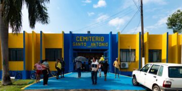 Cerca de 16 mil pessoas visitaram cemitérios Santo Antônio e dos Inocentes no Dia de Finados